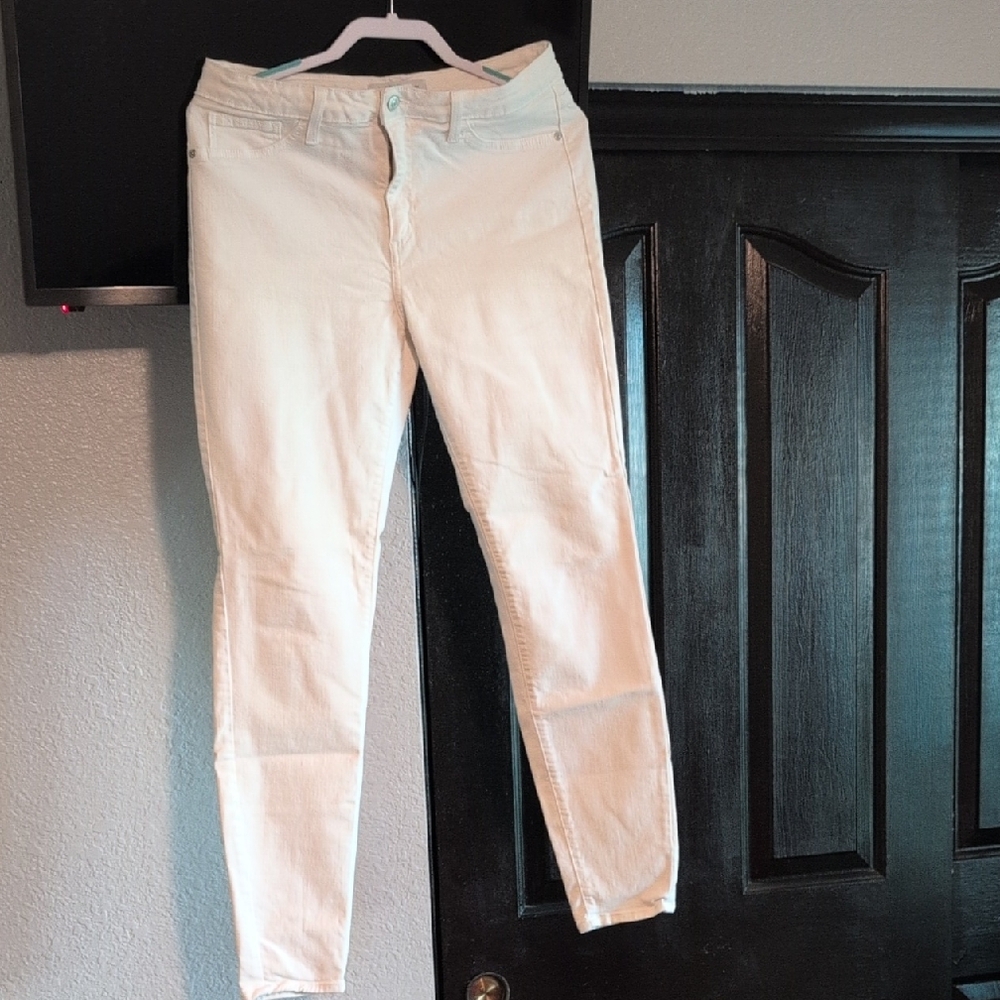 Just Black Cream Jeans